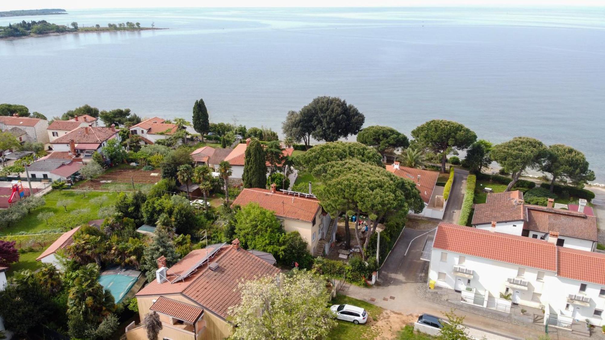 Lovrečica Todor Seaside Apartments מראה חיצוני תמונה