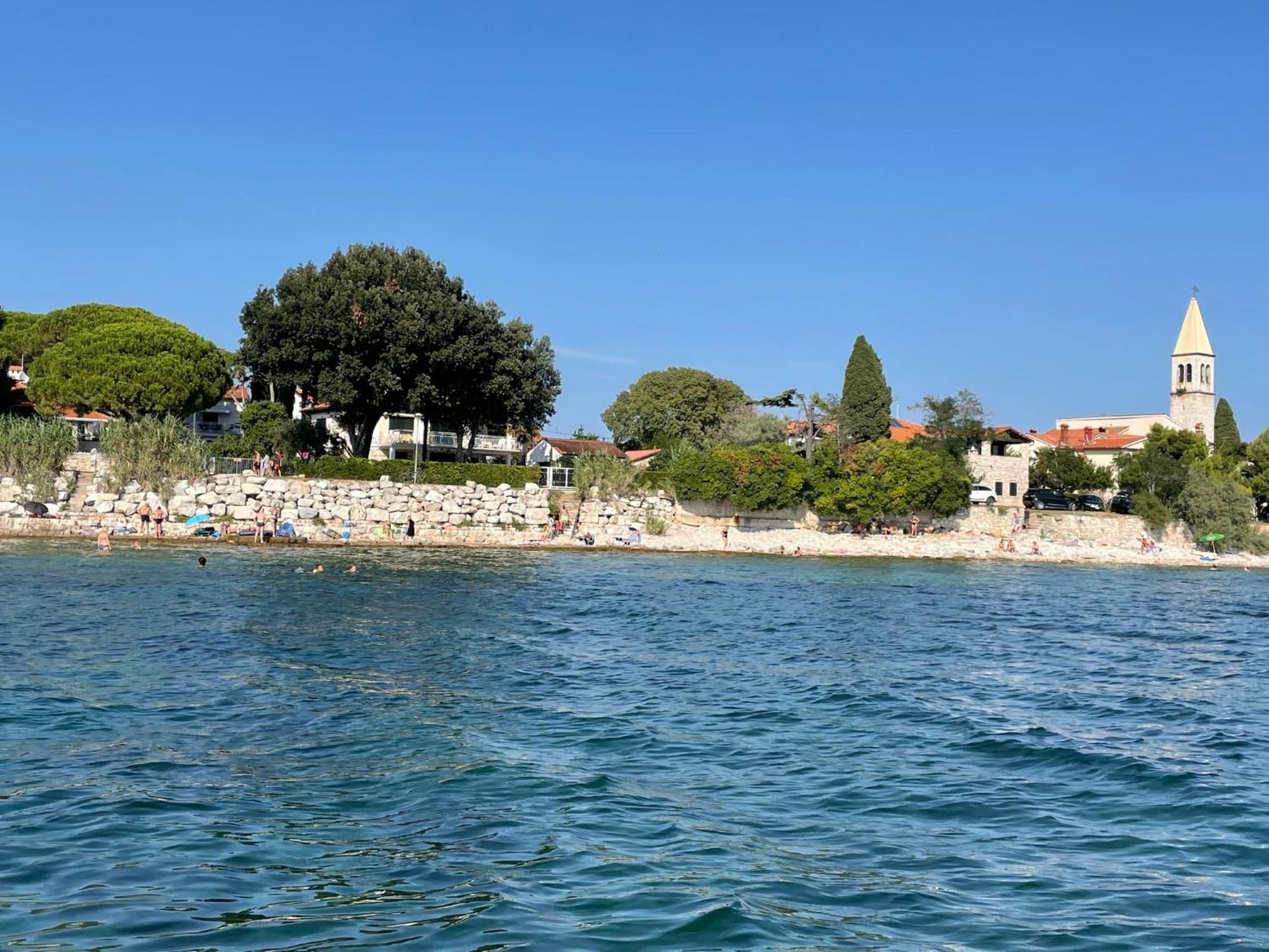 Lovrečica Todor Seaside Apartments מראה חיצוני תמונה